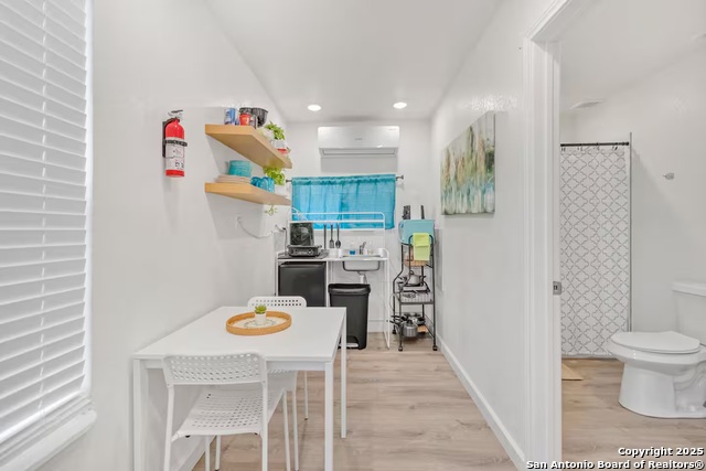 1407 Leal Property Photo 8