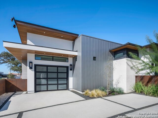 24606 Cliff Line Property Photo 3