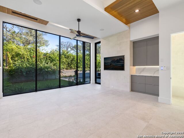 24606 Cliff Line Property Photo 33