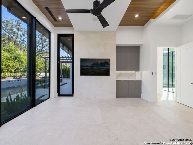 24606 Cliff Line Property Photo 34