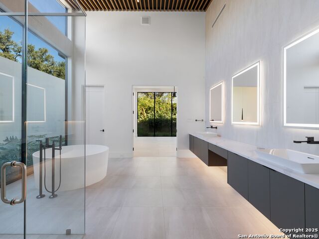 24606 Cliff Line Property Photo 42