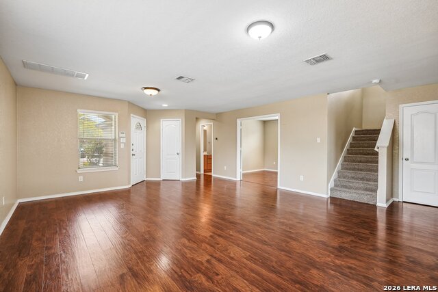 5700 Ping Way Property Photo 3