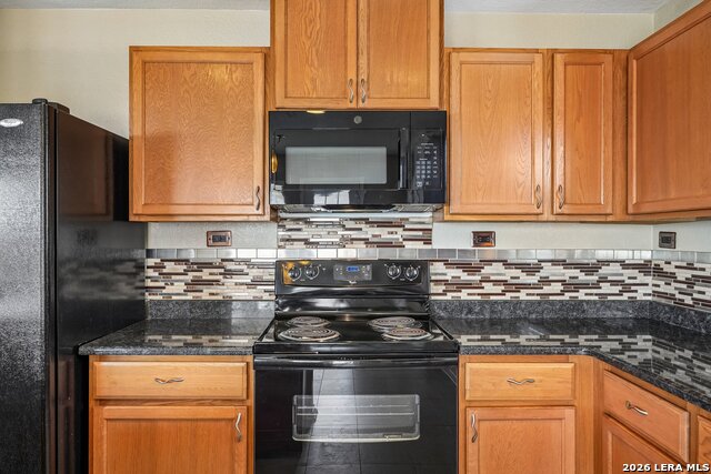 5700 Ping Way Property Photo 10