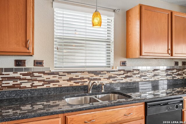 5700 Ping Way Property Photo 11