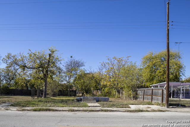 621 S Pine Property Photo 7