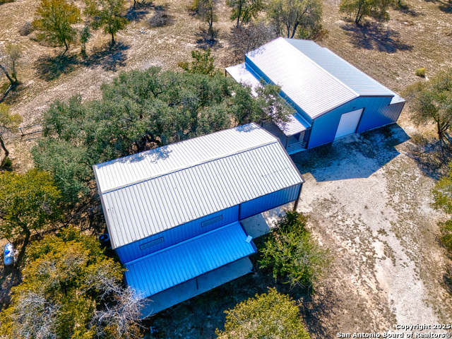 144 County Road 7725 Property Photo 2