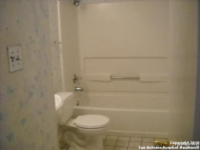 6664 Snow Meadow Property Photo 7
