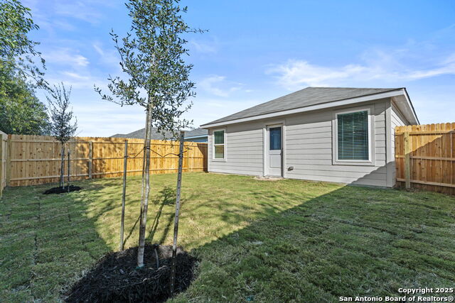 7242 Brownleaf Dr Property Photo 23
