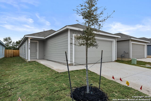 7250 Brownleaf Dr Property Photo 1