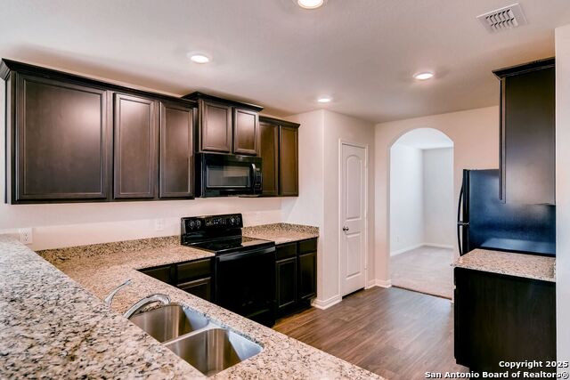 15202 Waterow View Property Photo 6
