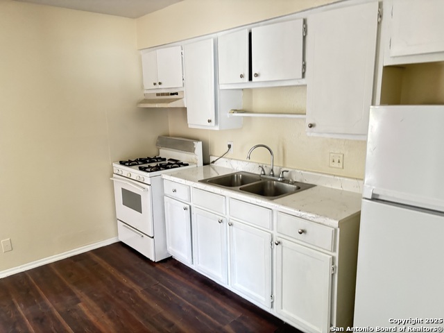 5603 Bienville Property Photo 5