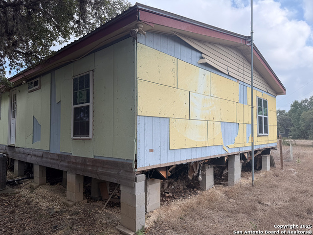 473 Mills Property Photo 4
