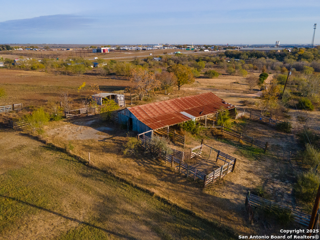 250 Spur Trl Property Photo 11