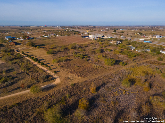 250 Spur Trl Property Photo 18