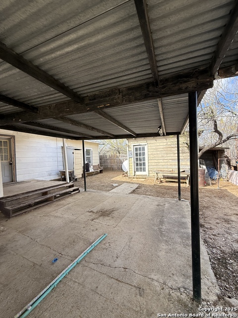279 Cenizo Property Photo 4