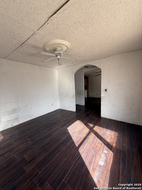 279 Cenizo Property Photo 7