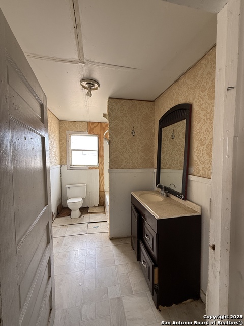 279 Cenizo Property Photo 9