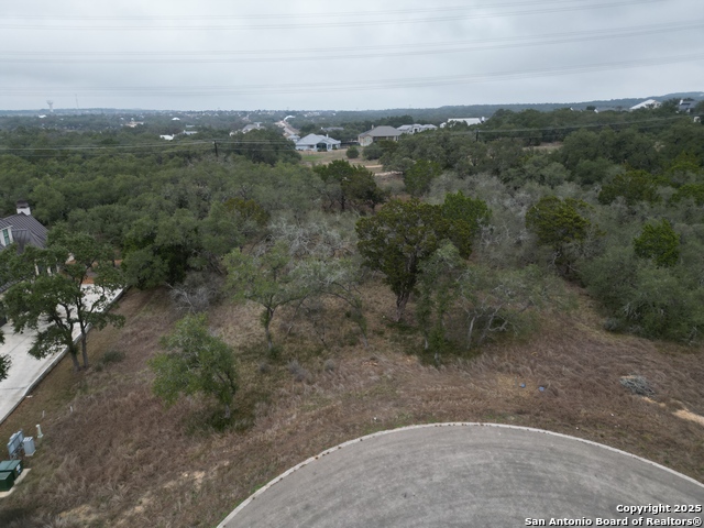 926 Belle Oaks Property Photo 5