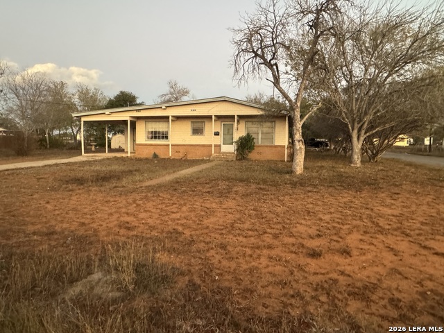 504 N Cedar Property Photo 1