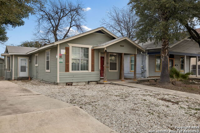 937 Culebra Property Photo 1