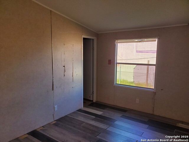 754 Kayroe Rd Property Photo 8