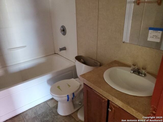 754 Kayroe Rd Property Photo 9