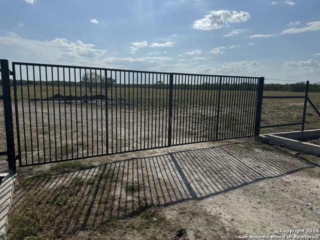 4303 Us Highway 83 Property Photo 3