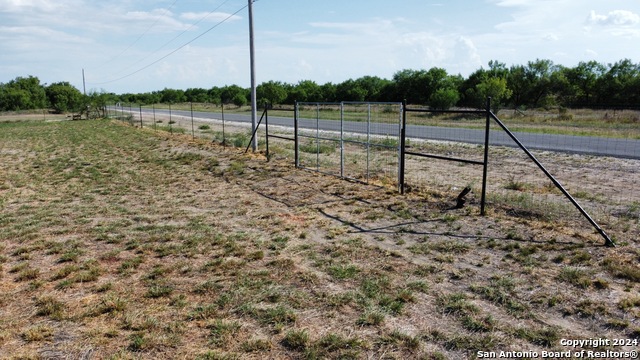 4303 Us Highway 83 Property Photo 6