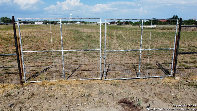 4303 Us Highway 83 Property Photo 7