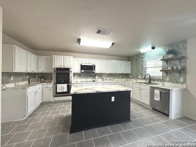 8111 Academic Post Property Photo 5