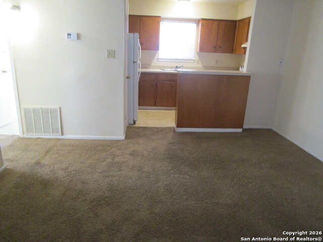 718 W Russell Pl Property Photo 3