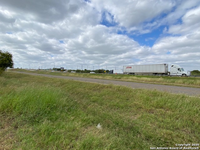 12020 Interstate 10 Property Photo 2
