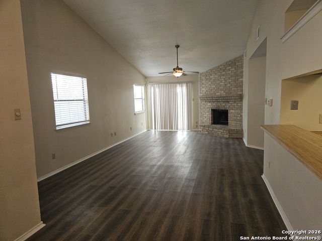 4410 Putting Green Property Photo 5