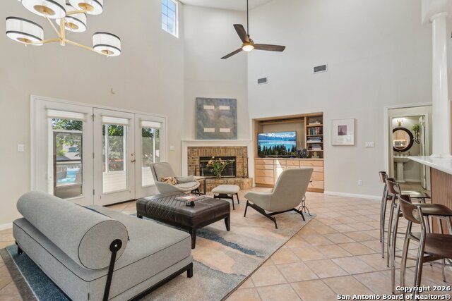 617 Evergreen Property Photo 6