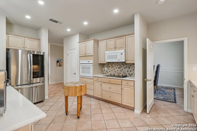 617 Evergreen Property Photo 12