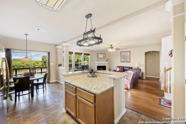 17132 Bandera Rd Property Photo 6