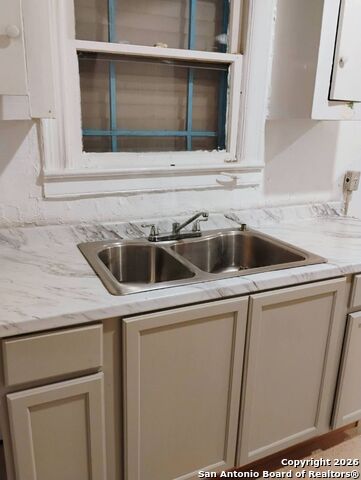 510 Vanderbilt Property Photo 8