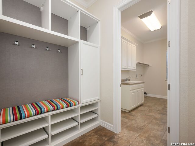 303 Regent Circle Property Photo 29