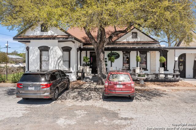 702 Front Street Property Photo 1