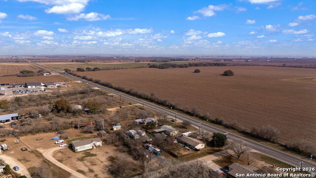 505 State Highway 173 Property Photo 7