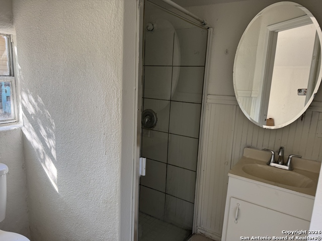 419 Peabody Property Photo 5
