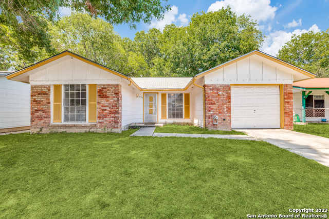 827 Spring Park Property Photo 1