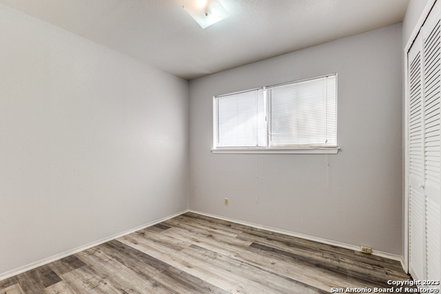 827 Spring Park Property Photo 7