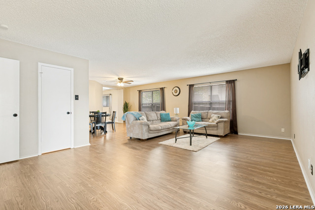 6402 Beech Trail Property Photo 5