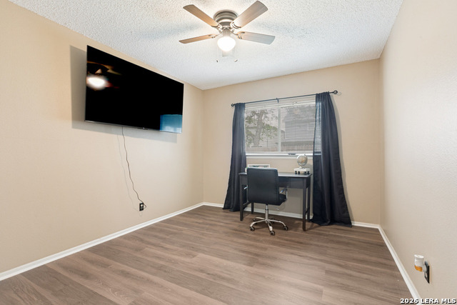 6402 Beech Trail Property Photo 22
