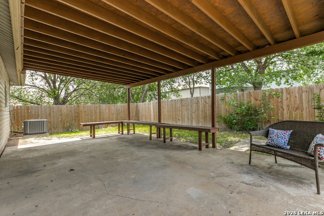 6402 Beech Trail Property Photo 29