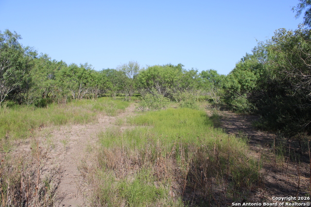 760 N Greytown Rd Property Photo 8