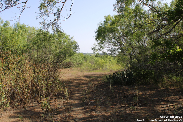 760 N Greytown Rd Property Photo 12