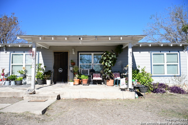 411 E Ansley Property Photo 1