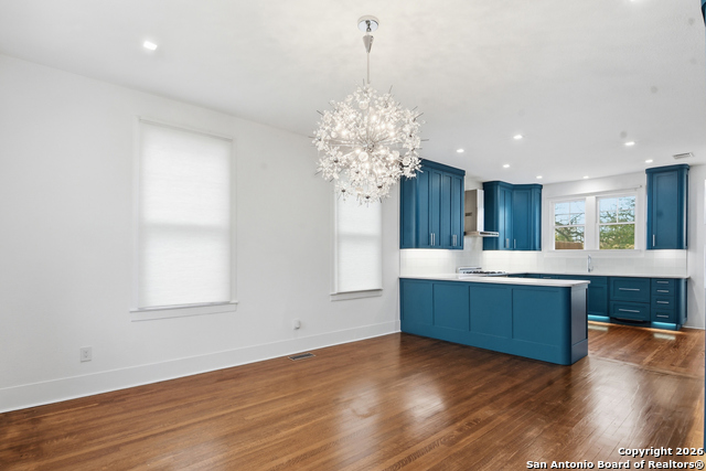 524 N Getty Property Photo 8